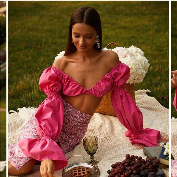 Alamour pink ruffled crop top - Picture 6 of 11